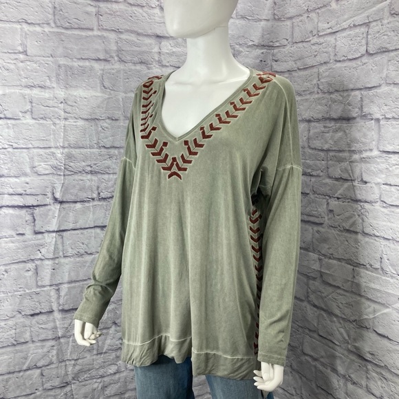 POL‎ women’s top - Picture 14 of 15